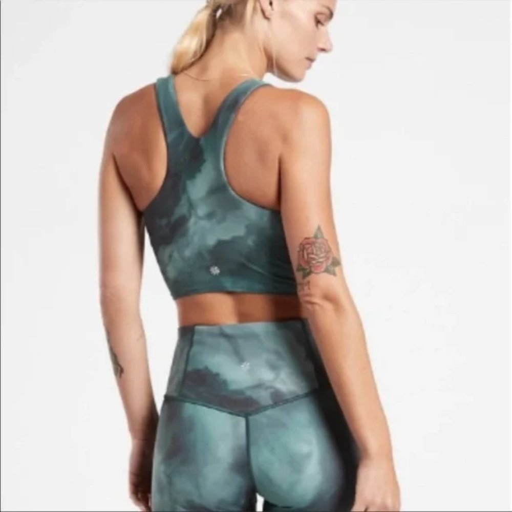 NWT ATHLETA 3X Green Tie Dye Conscious  Printed Crop Top Sports Bra D - DD - Picture 2 of 3